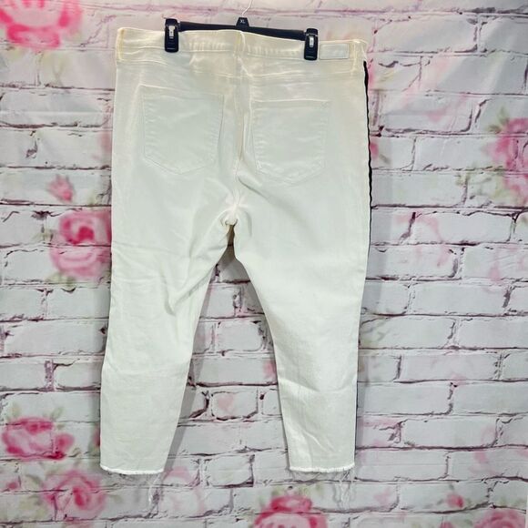 🔥🔥5 for $25🔥🔥 Express Mid-Rise Cropped Distressed White Black Side Stripe jeans - Picture 5 of 8